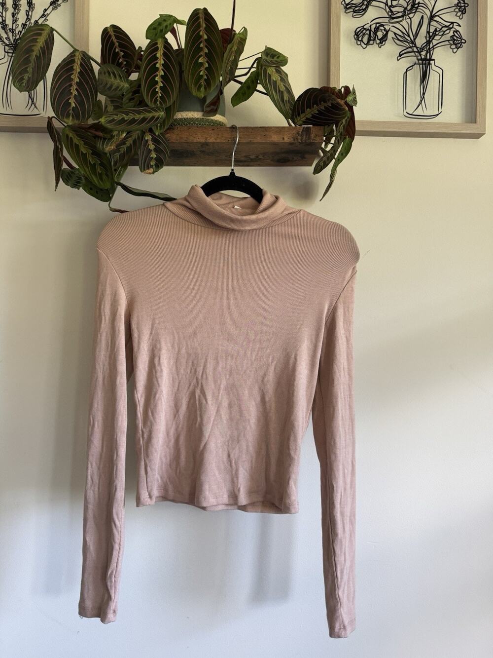 Olive + Oak Women's Dusty Pink Ribbed Knit Long Sleeve Turtleneck Top Size Small